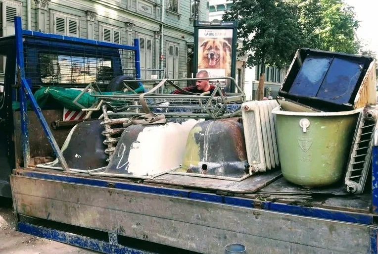 Вывоз старой сантехники в Туле от ПроМусор-Тул: быстро, недорого от 559 руб., утилизация и грузчики